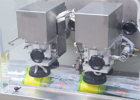 Automatizado reciprocando a máquina de embalagem horizontal do malote com filme do PE