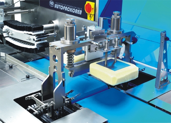 Máquina de embalagem horizontal reciprocando automática com dispositivo do interruptor do filme